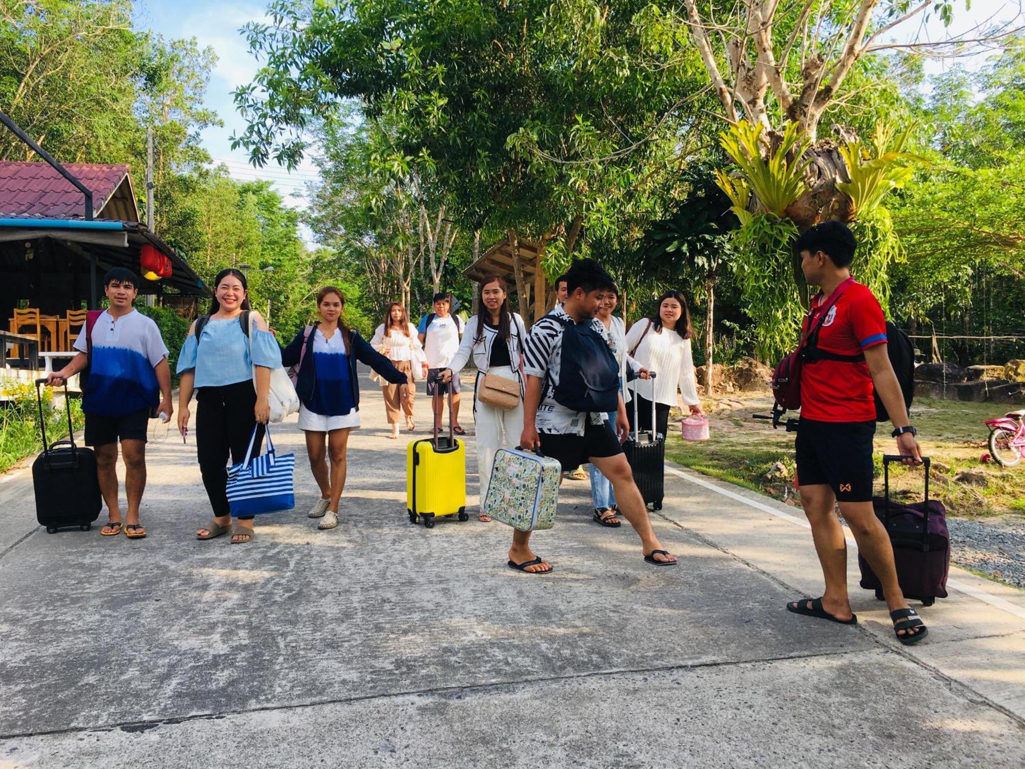 Baan Sangchan Ko Kut ภายนอก รูปภาพ